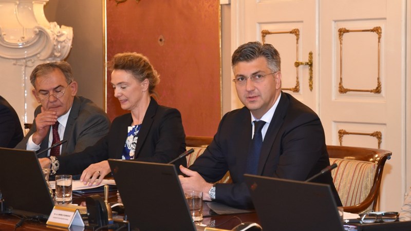 Predsjednik Vlade: Najava izlaska Hrvatske iz procedure prekomjernog deficita potvrda je odgovorne Vladine politike 